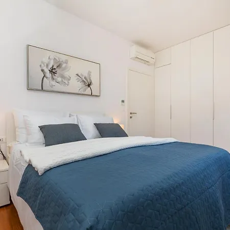 Apartman Leona Apartment